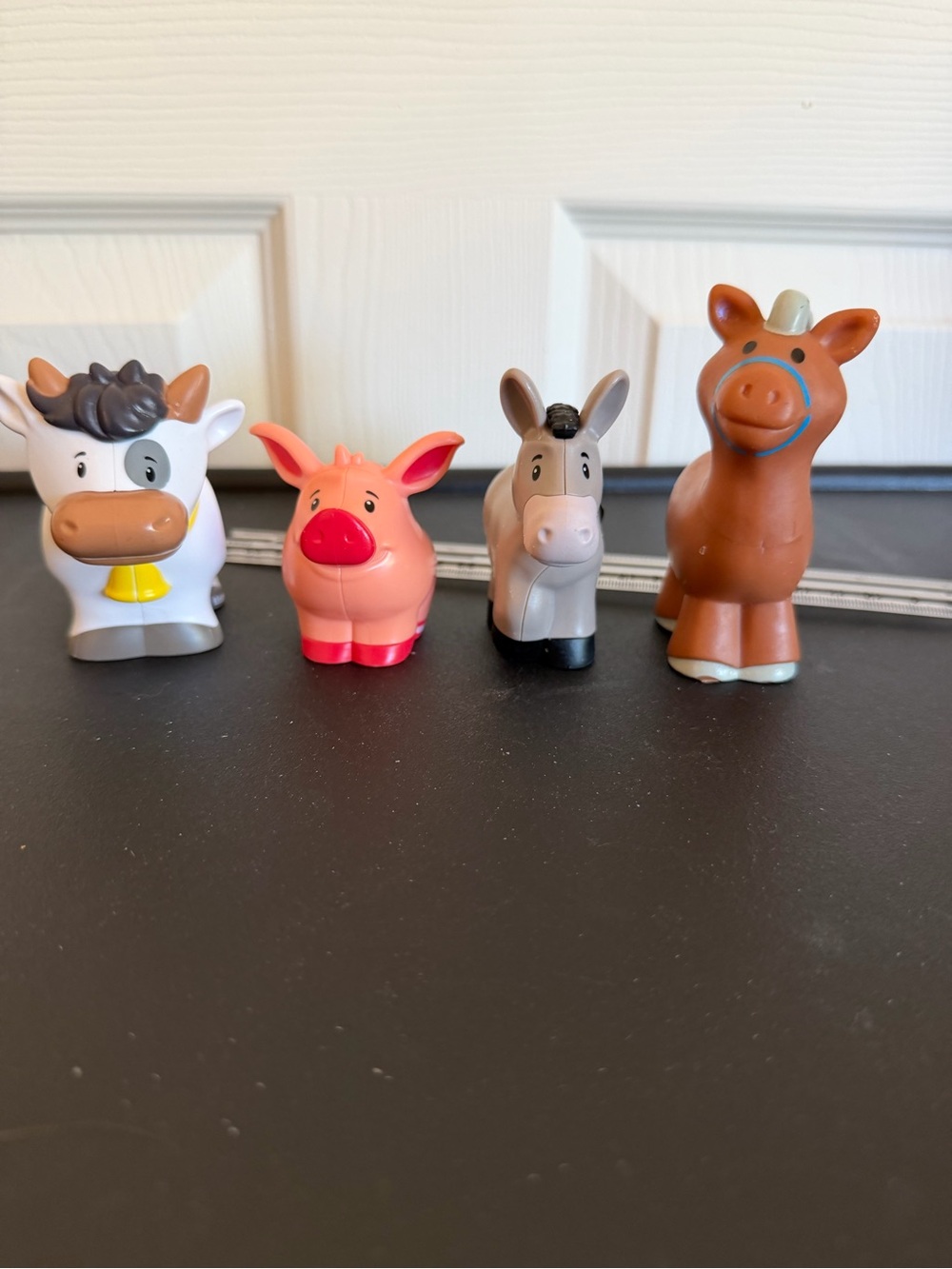 Fisher Price Little People set of 4 farm animals. Imaginative play. Farm.